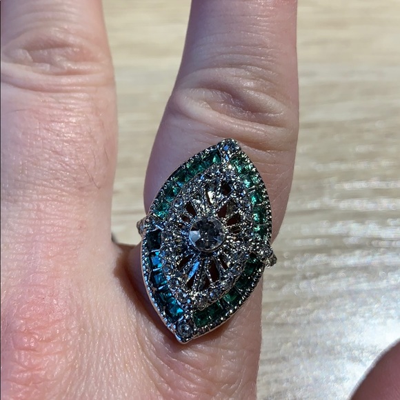 STERLING EMERALD DIAMOND RING - Picture 8 of 9